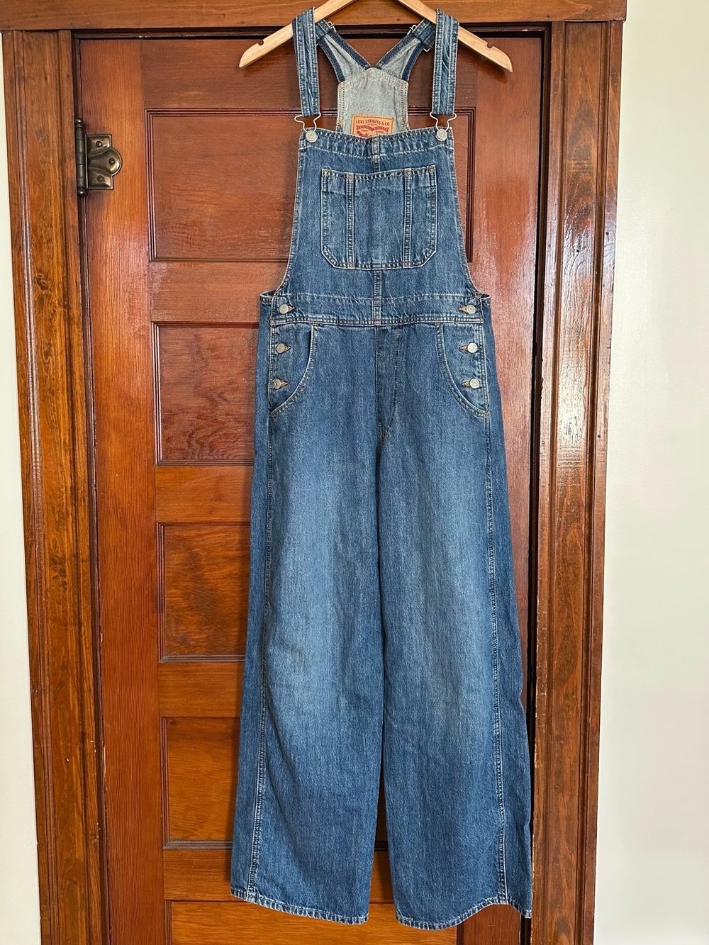 Levi's Women's Blue T3 Utility Loose Denim Overalls Size Large Medium Wash